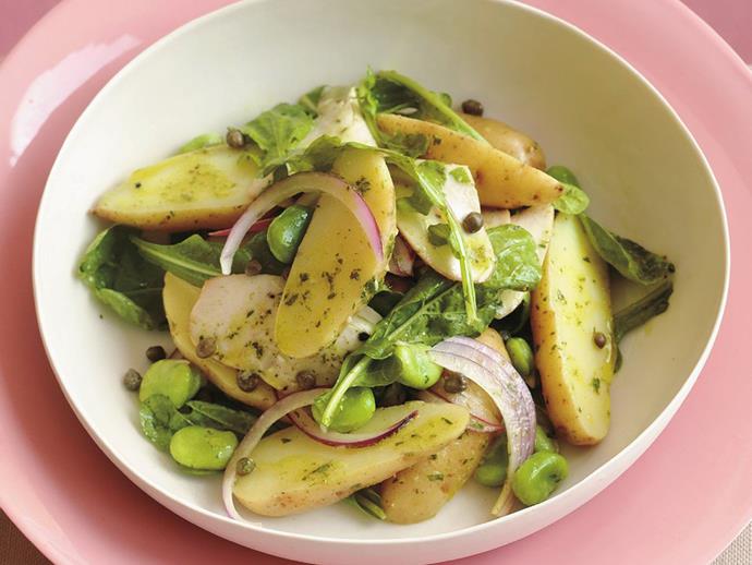 **[Warm potato and smoked chicken salad](https://www.womensweeklyfood.com.au/recipes/warm-potato-and-smoked-chicken-salad-6877|target="_blank")**

A filling salad perfect for a healthy lunch or dinner.
