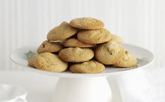Gluten-free peanut cookies