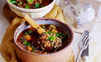 Lamb shanks with lentils and pancetta