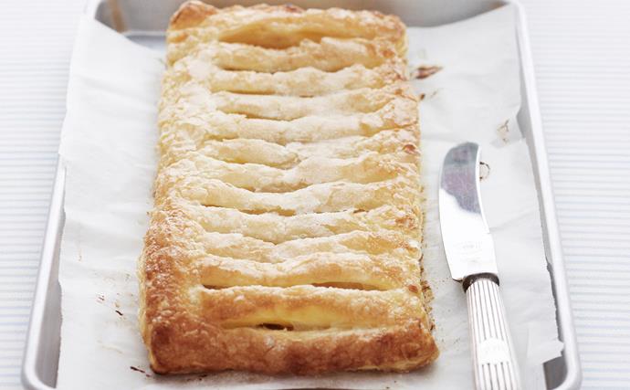 Apricot and almond jalousie