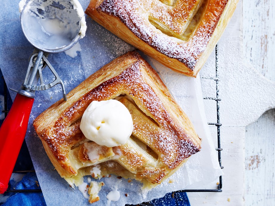 **[Apple and cinnamon hand pies](https://www.womensweeklyfood.com.au/recipes/apple-and-cinnamon-hand-pies-28897|target="_blank")**