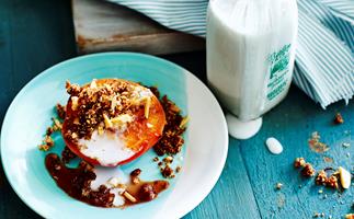 Roast peaches with coconut crumble
