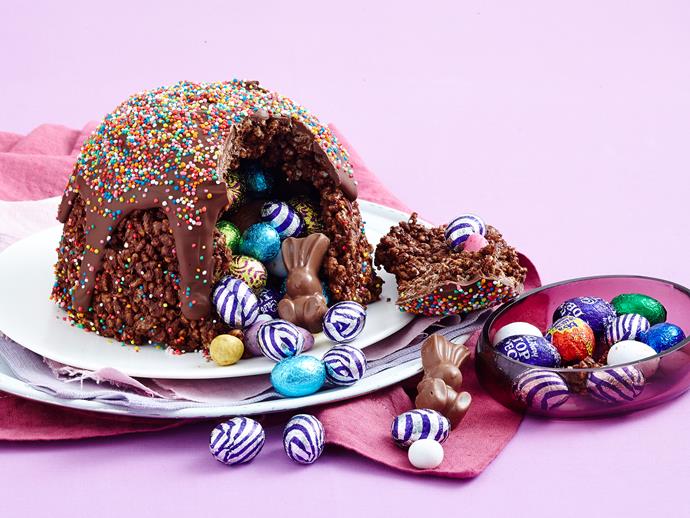 **[Easter egg hunt smash cake](https://www.womensweeklyfood.com.au/recipes/easter-egg-hunt-smash-cake-29116|target="_blank")**

Surprise your family this festive season with this incredible cake, filled with chocolatey Easter eggs that can be revealed when you 'smash' the top.