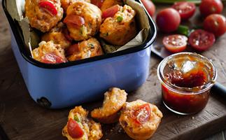 Tomato chutney, bacon and cheddar muffins