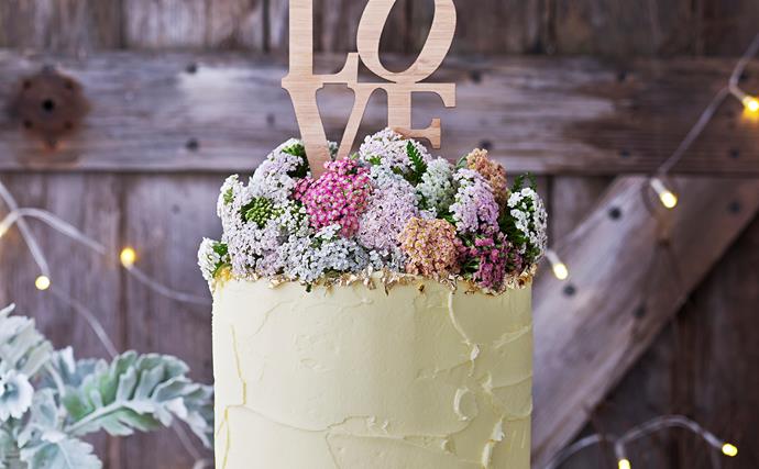 Gorgeous wedding cakes from scratch