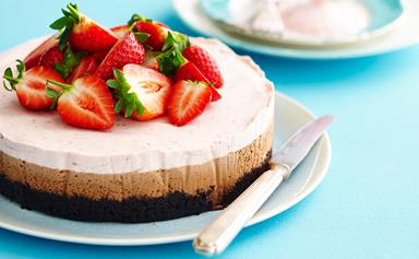 Strawberry & milk chocolate mousse cake
