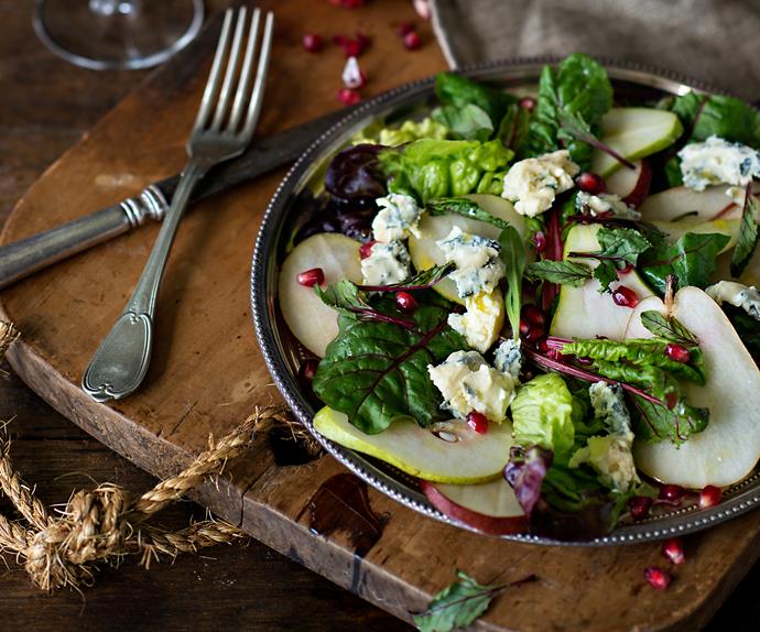 Pear, beet leaves, pomegranate & blue cheese salad