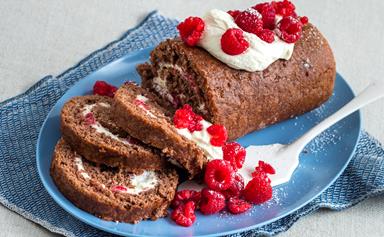 Chocolate roulade with raspberries