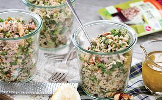 Brown rice tuna crunch salad