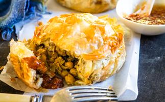 Courgette and chickpea pie