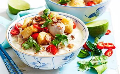 Thai lemongrass and coconut chicken soup