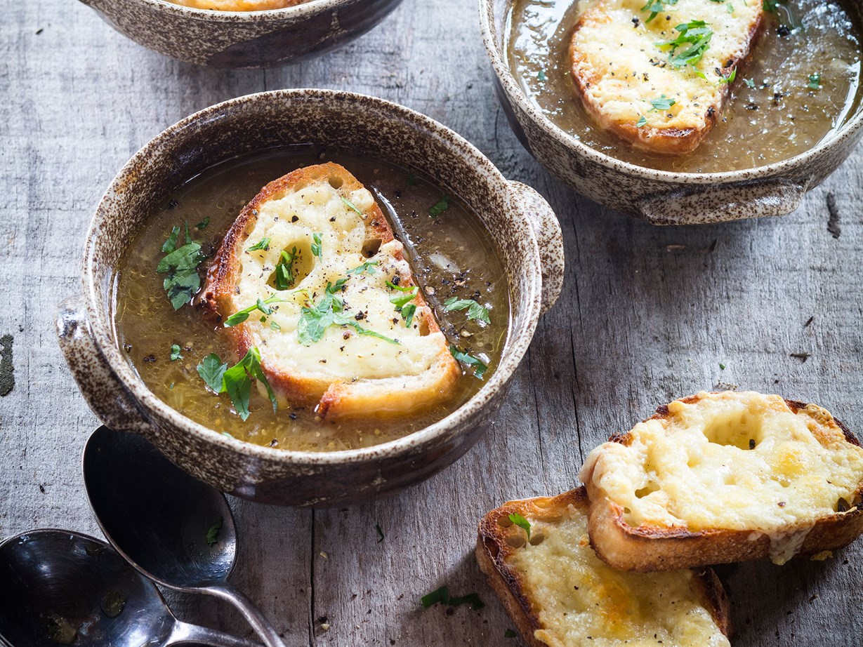 Use onion slices to create Nici's delicious [French onion soup.](http://www.foodtolove.co.nz/recipes/mums-french-onion-soup-with-cheesy-baguette-toasts-37246|target="_blank")