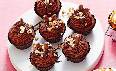 Nutella-filled chocolate cupcakes
