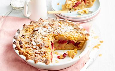 Winter fruit crumble pie with apple, pear and rhubarb