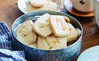 Mum's lemon and ginger shortbread biscuits