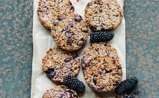 Dairy-free breakfast cookies with berries, oats and nuts