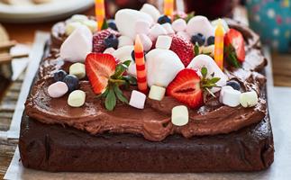 Chocolate wacky cake (egg-free and dairy-free)