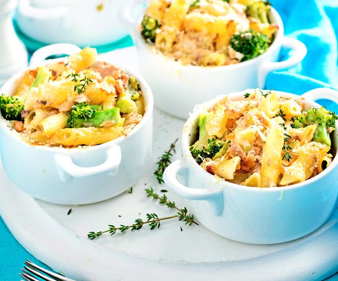 Gluten-free creamy salmon, broccoli and penne pasta pots