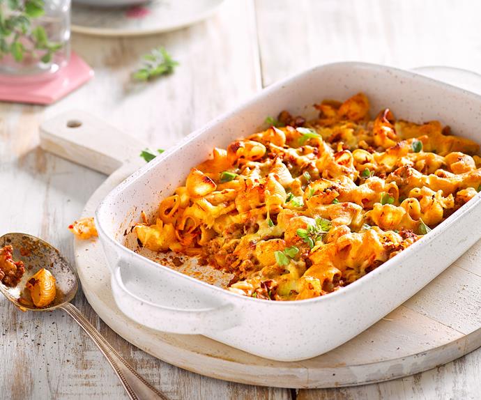 Chunky sausage and fennel pasta bake