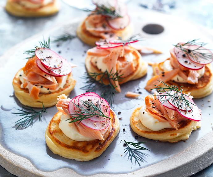 Spelt blini with hot-smoked salmon and crème fraîche