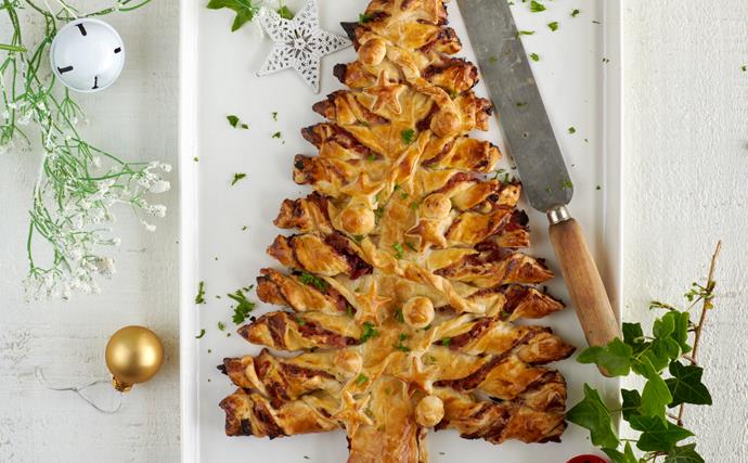 Ham and cranberry pull-apart Christmas tree