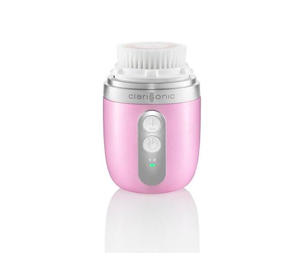 **Clarisonic cleansing brush**

This portable beauty tool will buff tired skin to purifying perfection in 60 seconds. It's six times more effective than hands alone, so Mum can confidently know she's clean from nasty impurities. $315, [clarisonic.com.au](https://www.clarisonic.com.au/|target="_blank"|rel="nofollow")