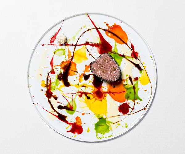 Beautiful, psychedelic, spin-painted veal, not flame grilled. Photography: Callo Albanese & Sueo