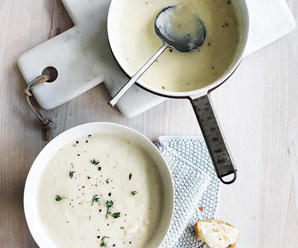 [Cauliflower, leek and cheddar soup](https://www.gourmettraveller.com.au/recipes/fast-recipes/cauliflower-leek-and-cheddar-soup-13814|target="_blank")
