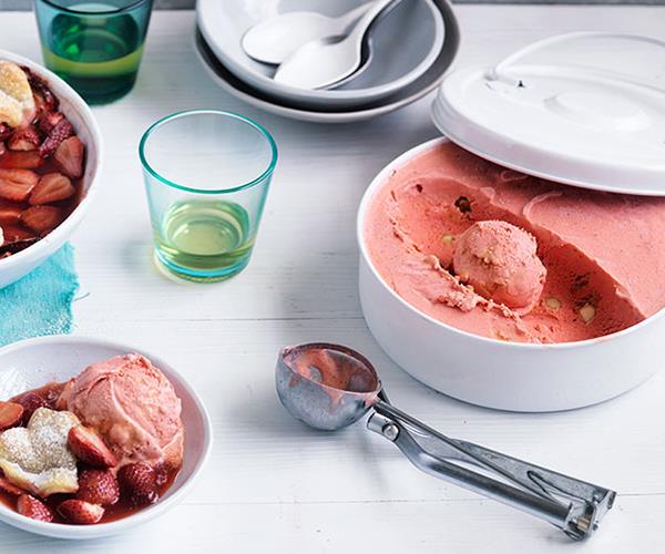 [Curtis Stone's no-churn strawberry and créme fraîche ice-cream with caramelised macadamia nuts](http://www.gourmettraveller.com.au/recipes/chefs-recipes/curtis-stones-no-churn-strawberry-and-creme-fraiche-ice-cream-with-caramelised-macadamia-nuts-8548|target="_blank")