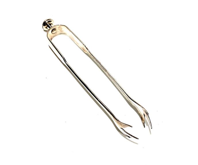 [Becker Minty Vintage Silver Plate Ice Tongs - Claws](https://www.beckerminty.com/vintage-silver-plate-ice-tongs-claws-l19cm.html|target="_blank"|rel="nofollow"), $125