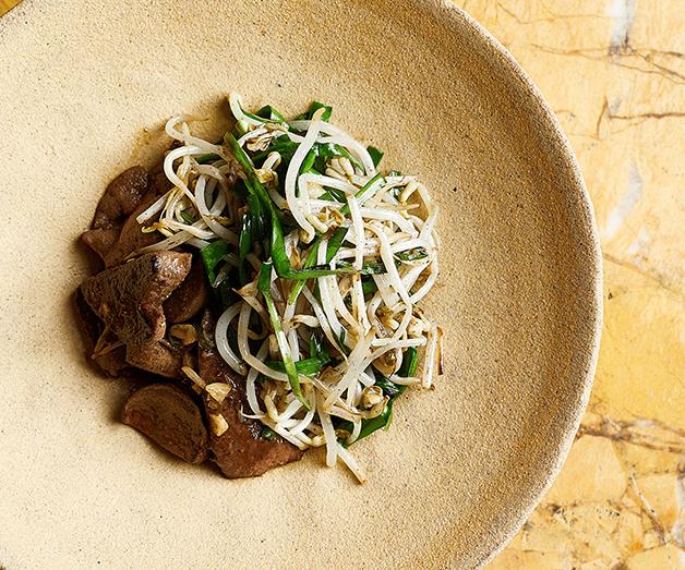 **[Thi Le's stir-fried pork liver with garlic chives and beansprouts](https://www.gourmettraveller.com.au/recipes/chefs-recipes/thi-lis-stir-fry-pork-liver-garlic-chive-and-beansprouts-8564|target="_blank")**