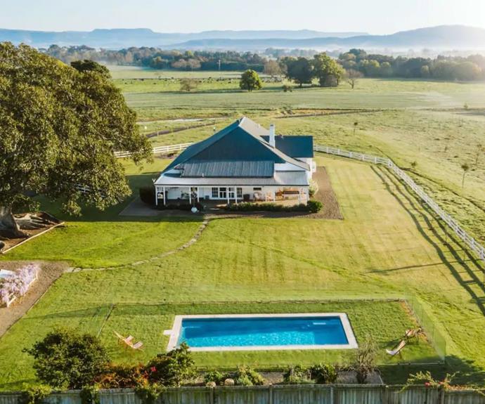 **[Mayfield Luxury Farmhouse, Mayfield](https://airbnb.pvxt.net/c/3001951/264339/4273?subId1=gt&u=https%3A%2F%2Fwww.airbnb.com.au%2Frooms%2F51497449|target="_blank"|rel="nofollow")**

Framed by green paddocks and down a driveway lined with Bradford pear trees lies this Mayfield homestead. High ornate ceilings, rustic interiors and two indoor fireplaces grace this south coast setting that catches the ocean breeze, and is just a short drive to Callala Beach.
<br><br>
**[SHOP NOW](https://airbnb.pvxt.net/c/3001951/264339/4273?subId1=gt&u=https%3A%2F%2Fwww.airbnb.com.au%2Frooms%2F51497449|target="_blank"|rel="nofollow")**