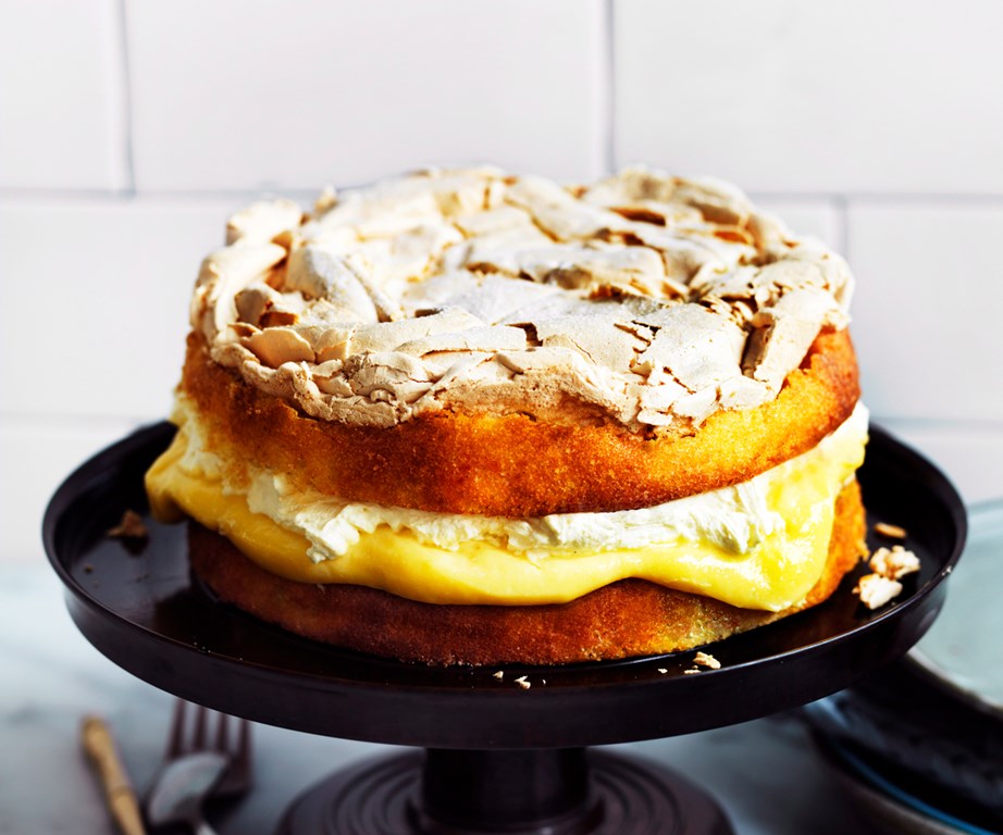 **[Lemon cake recipes](https://www.gourmettraveller.com.au/recipes/recipe-collections/lemon-cake-recipes-21275|target="_blank"|rel="nofollow")**