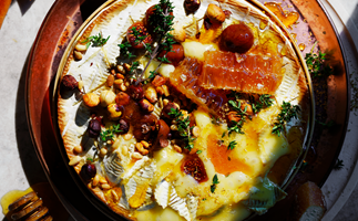 Baked brie with fennel pollen and burnt honey nuts  