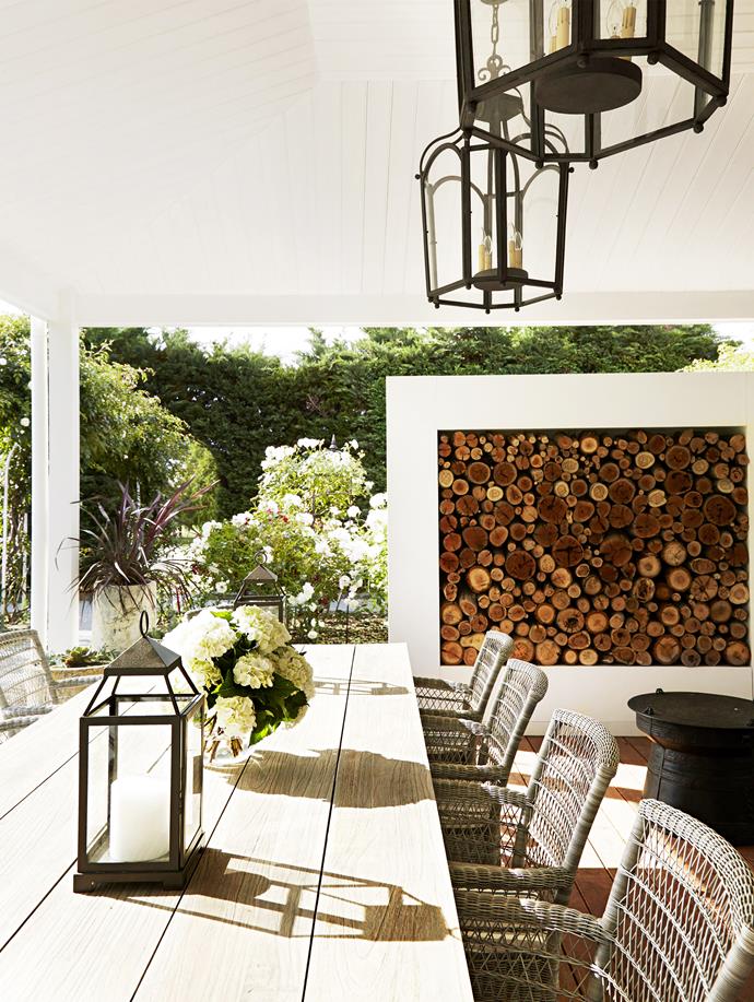 A generous covered terrace enables year-round entertaining. 
Hampton **outdoor table** and **dining chairs** from [Town & Country Style](http://townandcountrystyle.com.au/?utm_campaign=supplier/|target="_blank"). Barcelona **iron pendants** and **table lanterns** from [Restoration Hardware](https://www.restorationhardware.com/?utm_campaign=supplier/|target="_blank"). Frog Rain-Drum **accent table** from [Pottery Barn](http://www.potterybarn.com.au/?utm_campaign=supplier/|target="_blank").
