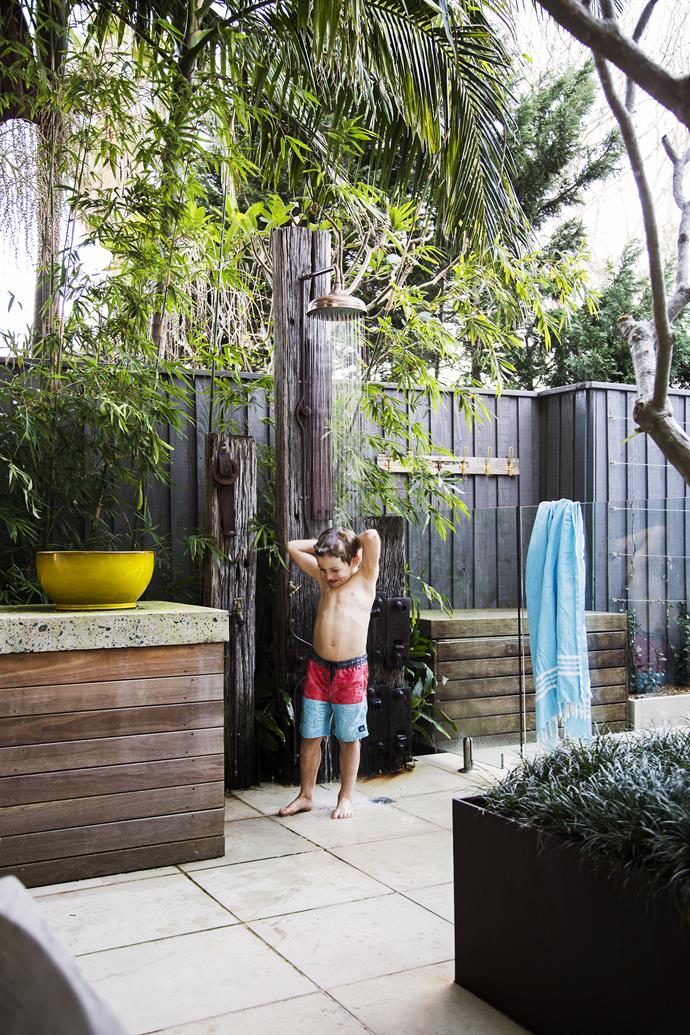 A rinse off after a swim at the beach is a delight thanks to the hot-and-cold shower designed by the man of the house. The support post is made from a recycled railway sleeper. **Towel** from [Temple & Webster](https://www.templeandwebster.com.au/?utm_campaign=supplier/|target="_blank").