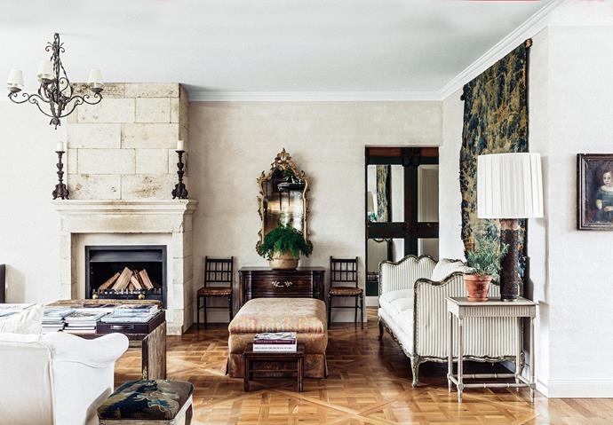 This classic French living room combines old-school opulence with modern touches for a chic look. Take a tour of interior-style guru Melissa Penfold's [NSW country home](http://www.homestolove.com.au/melissa-penfolds-french-inspired-country-house-2537/?utm_campaign=supplier/|target="_blank"). Photo: Felix Forest
