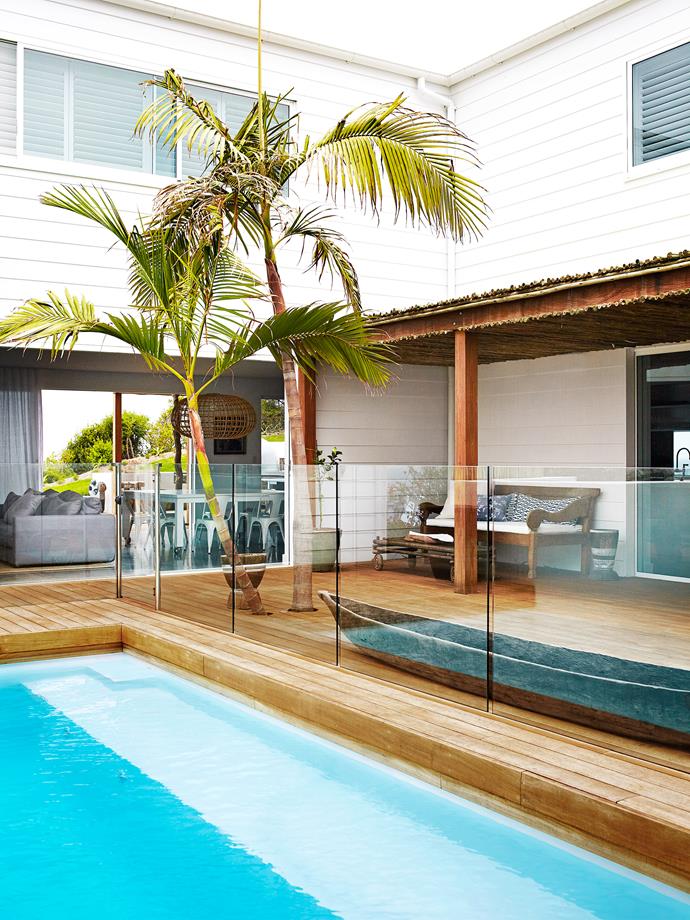 Built from scratch, this [contemporary weatherboard house](http://www.homestolove.com.au/weatherboard-home-with-wow-factor-3458) features a simple yet stylish beachy aesthetic with stunning ocean views.