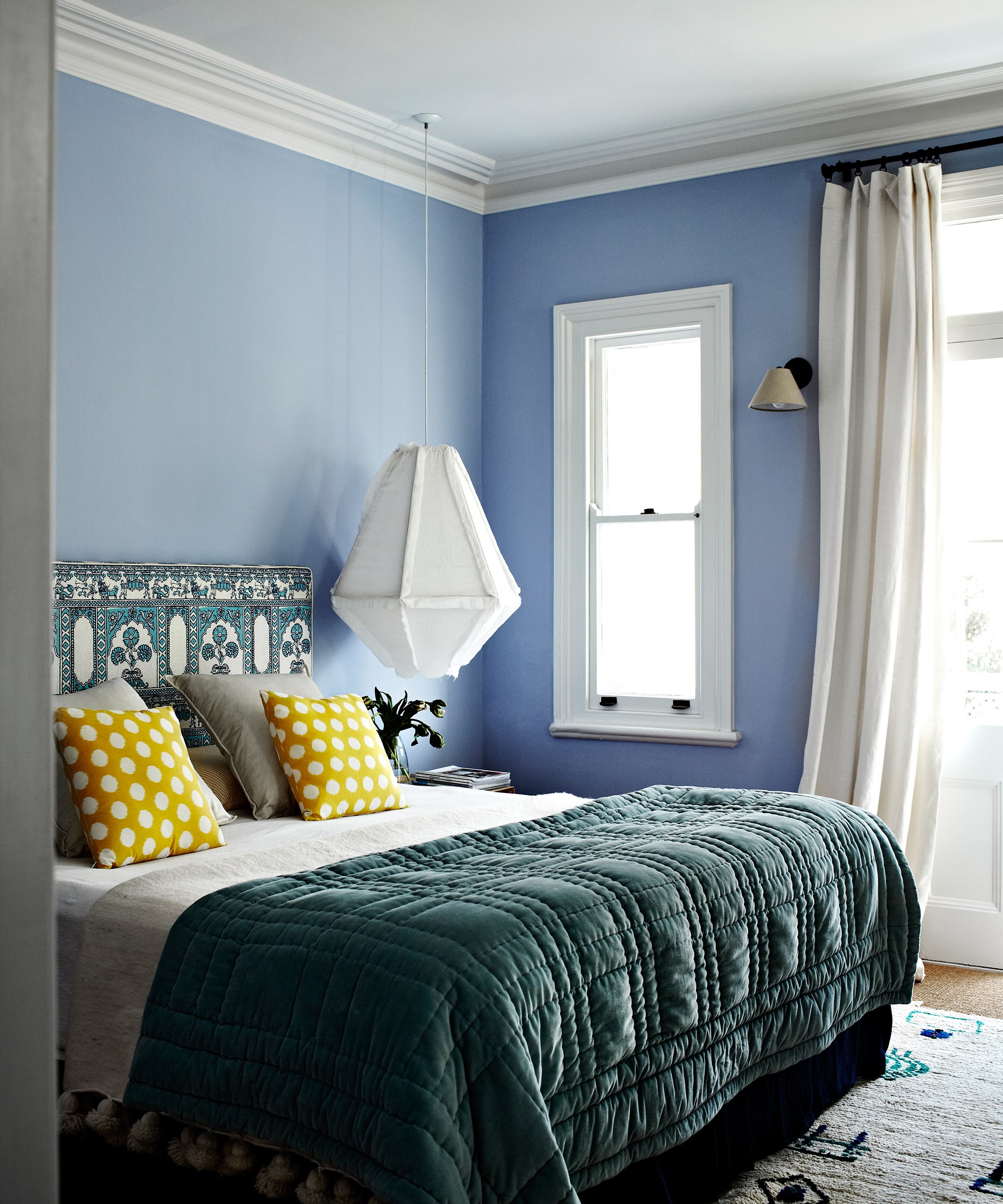 Creative use of colour can be part of the creative eclectic's arsenal. Such as this gorgeous bedroom, which is a soothing addition to this [glamorous Sydney terrace](http://www.homestolove.com.au/a-terrace-transformed-3501|target="_blank").