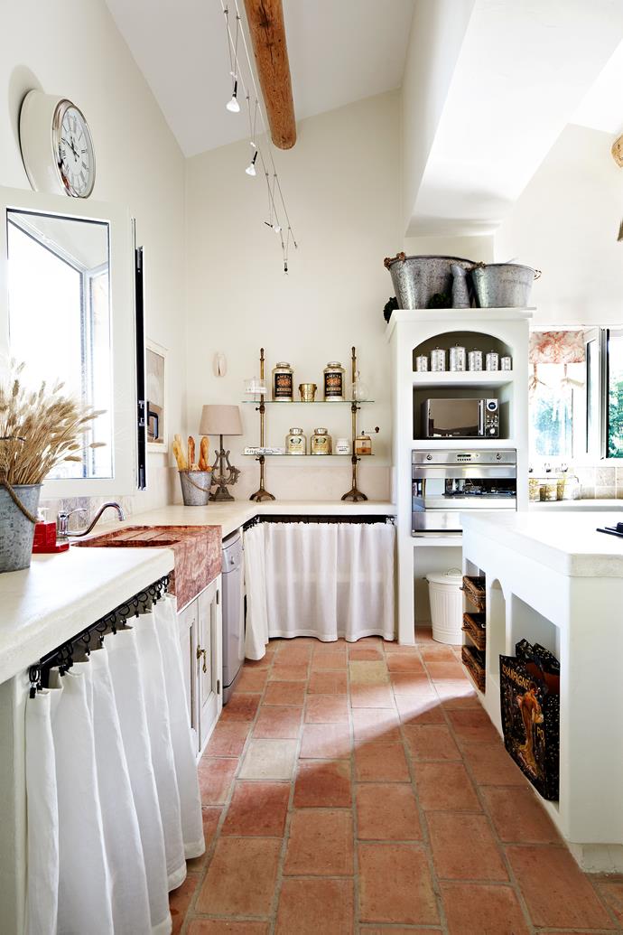 Provence style is as much about architecture and the building as decor, says Elly. “Typical of the Provence style is the elaborate use of stone, high ceilings with large round timber beams, terracotta or limestone tiled floors and lavender-coloured shutters on the doors and windows,” she says.