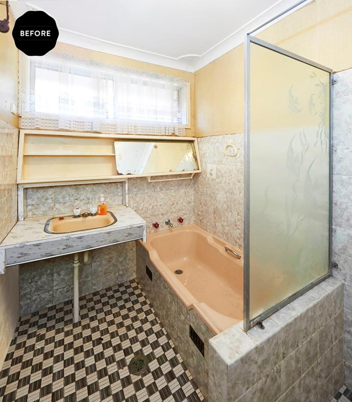 The combination of colours and patterns made this dated bathroom a real eyesore!