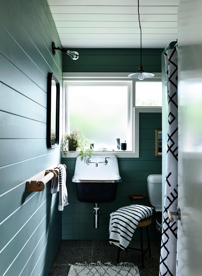 Lining boards were added to the bathroom, painted in Haymes “Yukka”, paying homage to the original green fibreglass shower.