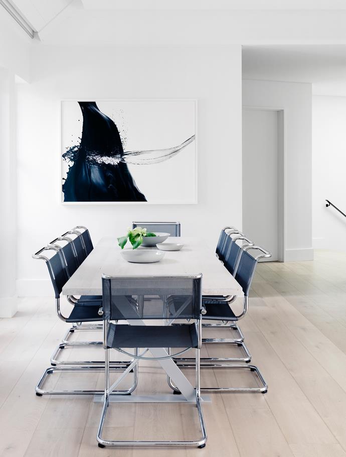 ‘Hudson’ dining table from MCM House customised by Nina Maya Interiors. GebrüderT 1819 ‘S33’ and ‘S34’ dining chairs from Anibou. *Water Sculpture artwork by Shinichi Maruyama*.