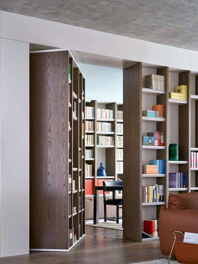 The Books House by Luigi Rosselli Architects and Alwill. [Vote for this project!](https://www.homestolove.com.au/bellecoco-republic-interior-design-awards-2018-readers-choice-6497|target="_blank") *Photography: Justin Alexander*