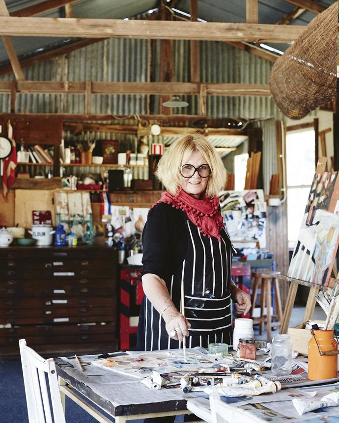 Annie hosts residential art classes in a converted woolshed on the family farm at Rydal.