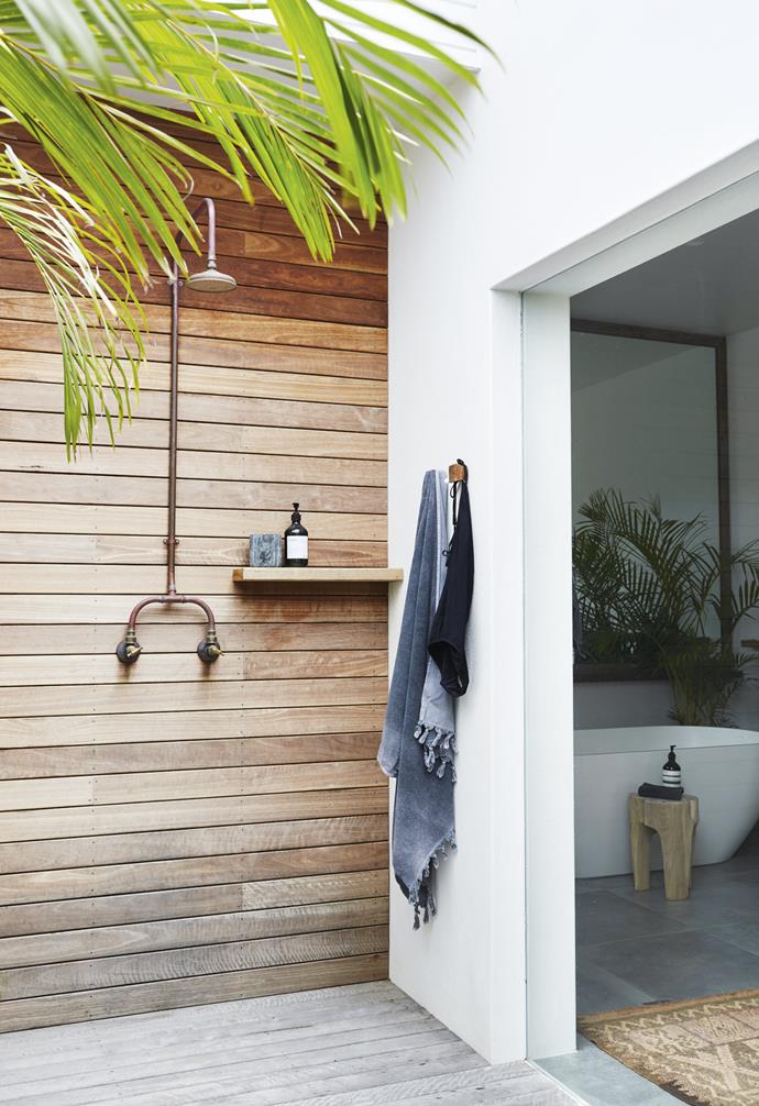 **Ensuite** The master ensuite upstairs opens out onto a private enclosed deck and [open-air shower area](https://www.homestolove.com.au/all-about-outdoor-showers-13662|target="_blank").