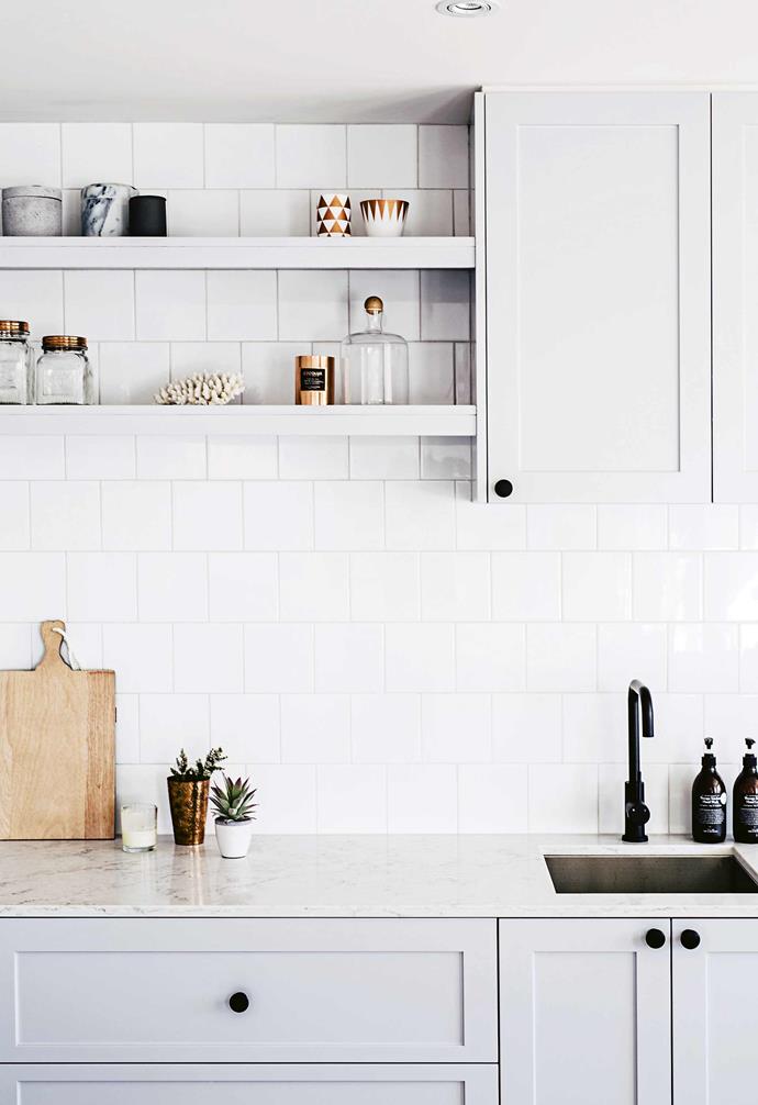 **Tip**: Replacing the handles on cabinetry will freshen up the way it looks - and the possibilities are endless. *Design: [Three Birds Renovations](https://www.threebirdsrenovations.com/|target="_blank"|rel="nofollow") | Photography: Hannah Blackmore*. 