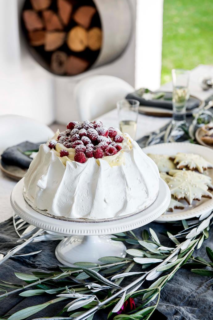 Pavlova is a Christmas favourite for the family. This one is a shell from [Jocelyn's Provisions](https://jocelynsprovisions.com.au/|target="_blank"|rel="nofollow"), crowned with vanilla cream and raspberries. Behind is pain d'épice, covered in white chocolate like snowflakes.