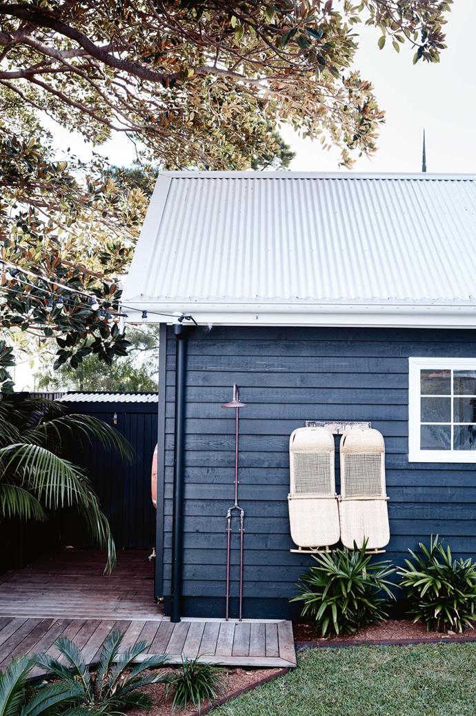 [This renovated coastal farmhouse in Gerringong](https://www.homestolove.com.au/coastal-farmhouse-reno-gerringong-18827|target="_blank") is simple and understated. Designed as a quick rinse-off zone, it's simply attached to the building and takes up minimal space.