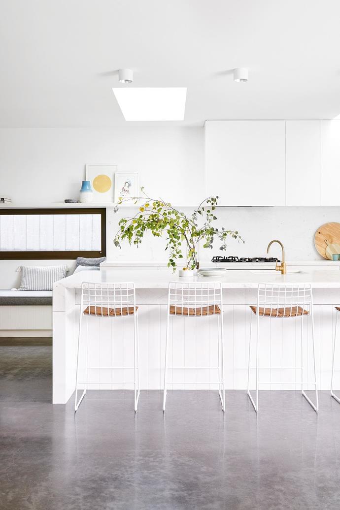 [This contemporary Geelong home was built in just five months](https://www.homestolove.com.au/this-contemporary-geelong-home-was-built-in-just-five-months-17561|target="_blank")